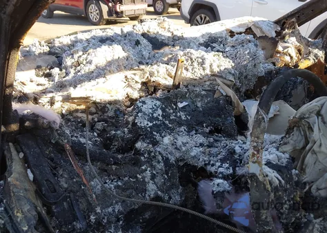 2015 Toyota Sienna Xle 8 Passenger from USA, damaged, VIN 5TDYK3DC4FS630998